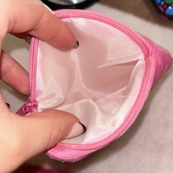 STRAWBERRY SOFT PLUSH COIN POUCH - Picture 2 of 2